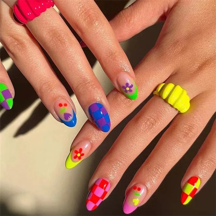 Colorful Glossy Fake Nails |  Reusable False Nails | Fake Nails |  False Nails | Nail Extention  | nail tips |Shiny Artificial  False Nails | Acrylic False Nails | Short Fake Nails | False Nails Art    