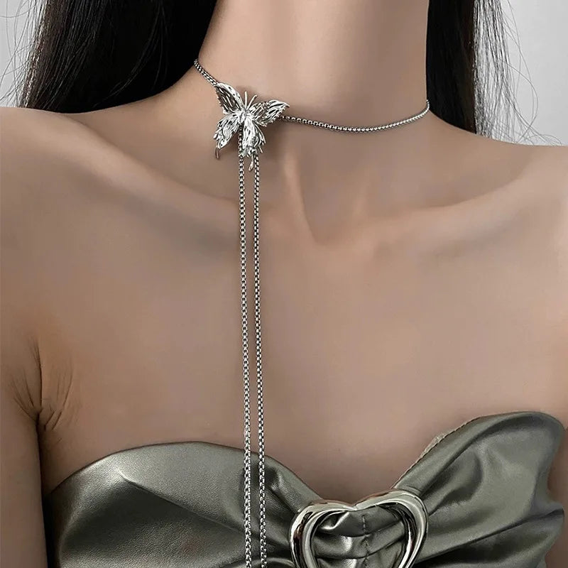 stylish necklaces  |  women's necklaces  |  Silver Chain Necklace |  Chain Necklace |  Trendy Necklaces  |   perfect necklace  |  Pendant Necklace | Women's designer Necklaces  |  Silver Rope Chain Necklace  |  high-quality women's chain necklaces  